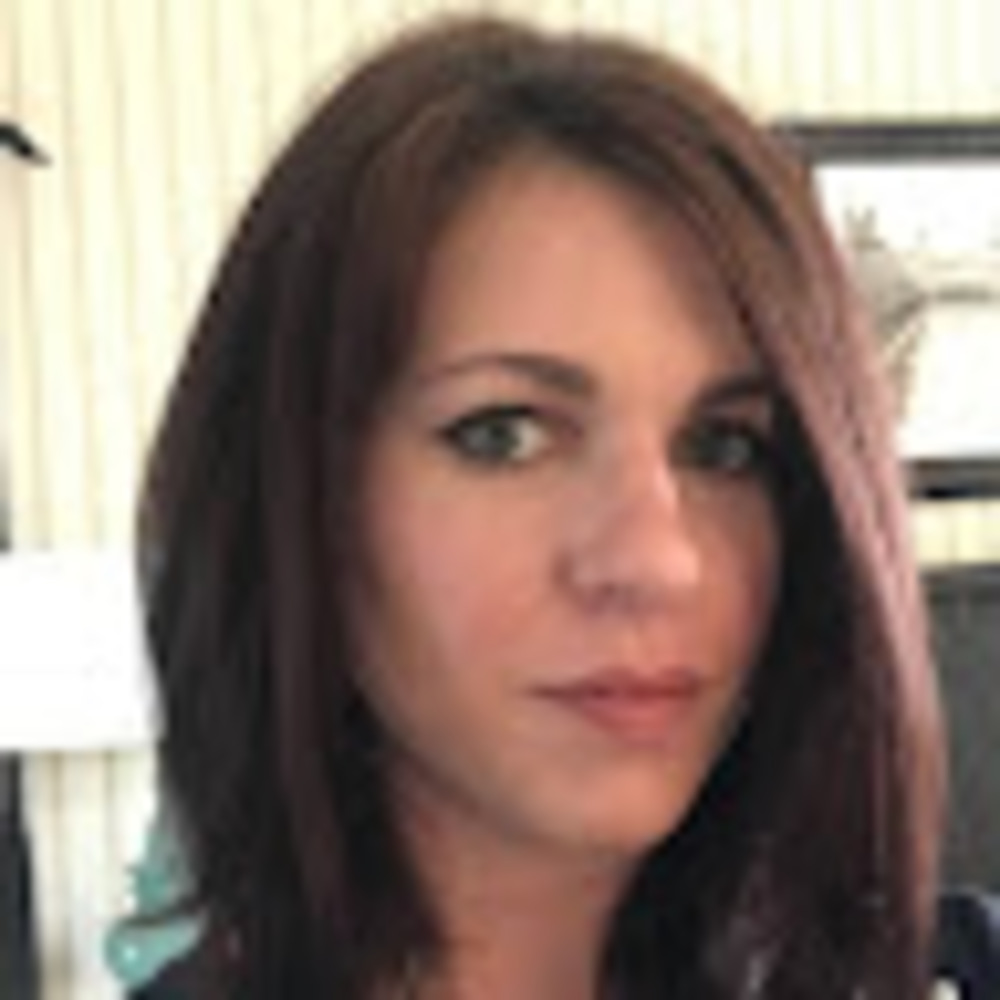 Meet your Posher, Becca